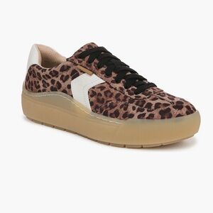 Dr. Scholl’s Time Off Win Leopard Low Top Sneakers New!